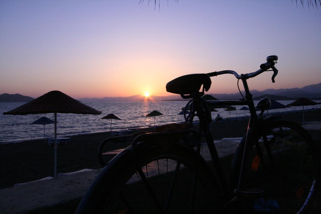 Adrian Beach Hotel Fethiye Exterior foto